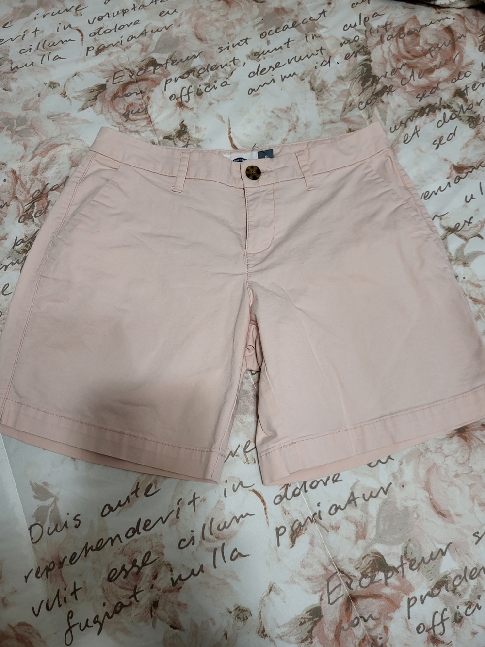 Old Navy Light Pink Women's Chino Bermuda Shorts Size 0